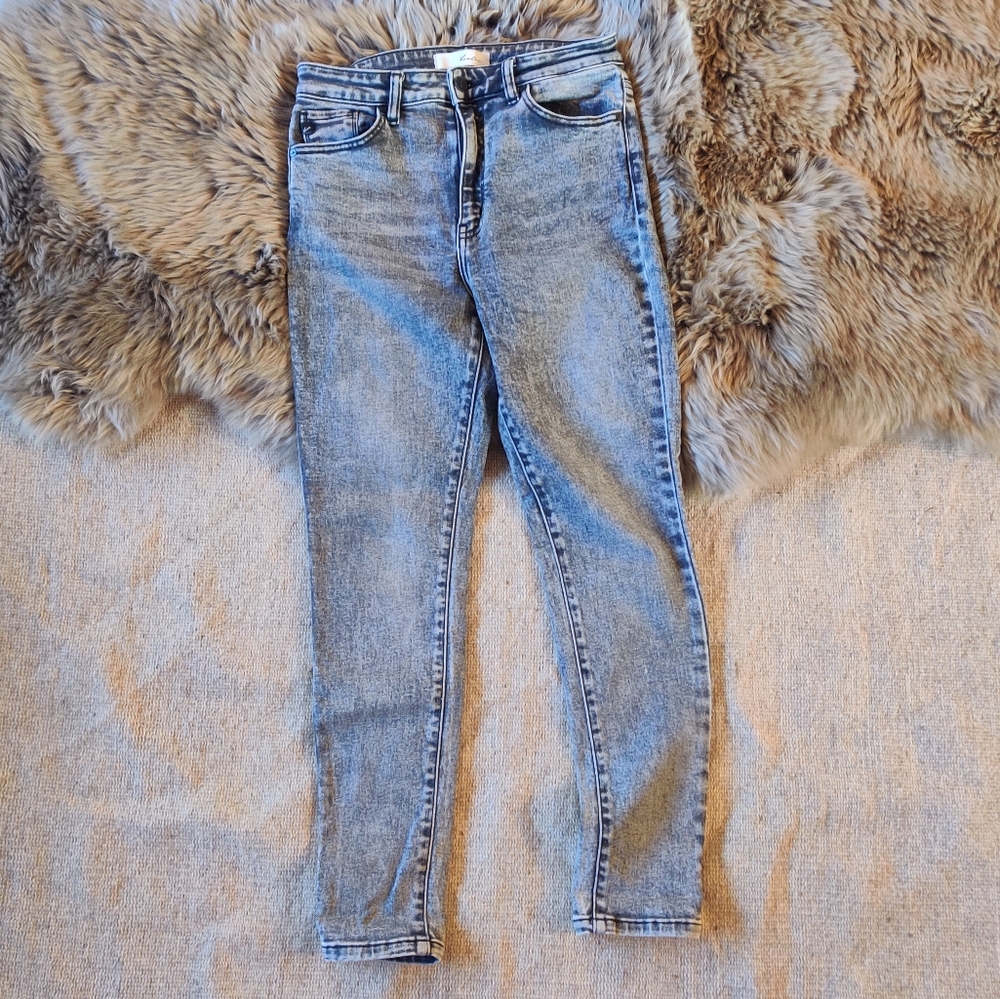 Acid Wash Skinny Jeans